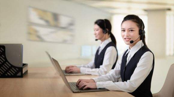 爱妻燃气灶总部400售后维修电话24小时服务